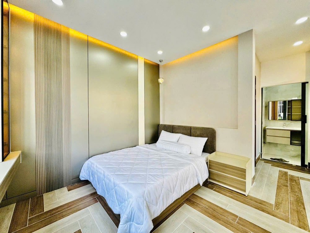 BÁN NHÀ XÂY MỚI 4 TẦNG BTCT, HXH, PHẠM VĂN BẠCH, P.12, GÒ VẤP, 6 TỶ HƠN TL