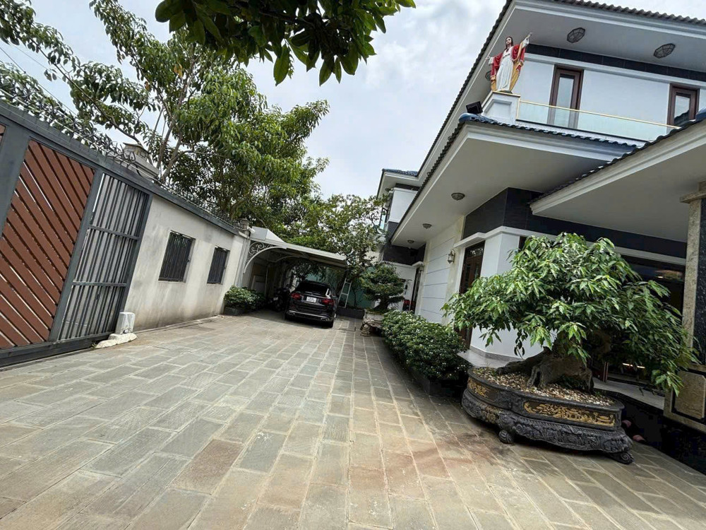 BIỆT THỰ VƯỜN NGHỈ DƯỠNG CAO CẤP 500M² – THẠNH XUÂN, Q.12