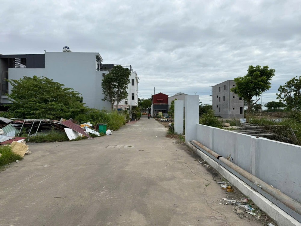 LÔ ĐẸP TUYẾN 2 TRUNG NGHĨA – CÁCH MẶT 353 CHỈ 200M – GIÁ 2,X TỶ  ZALO 0567 222 555