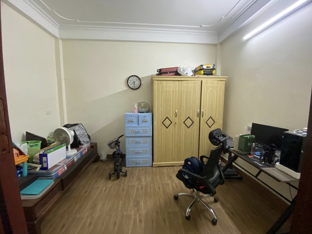 Kim Giang, ngõ thông kinh doanh, DT40m2, 4 tầng, MT 4m giá 11,4 tỷ