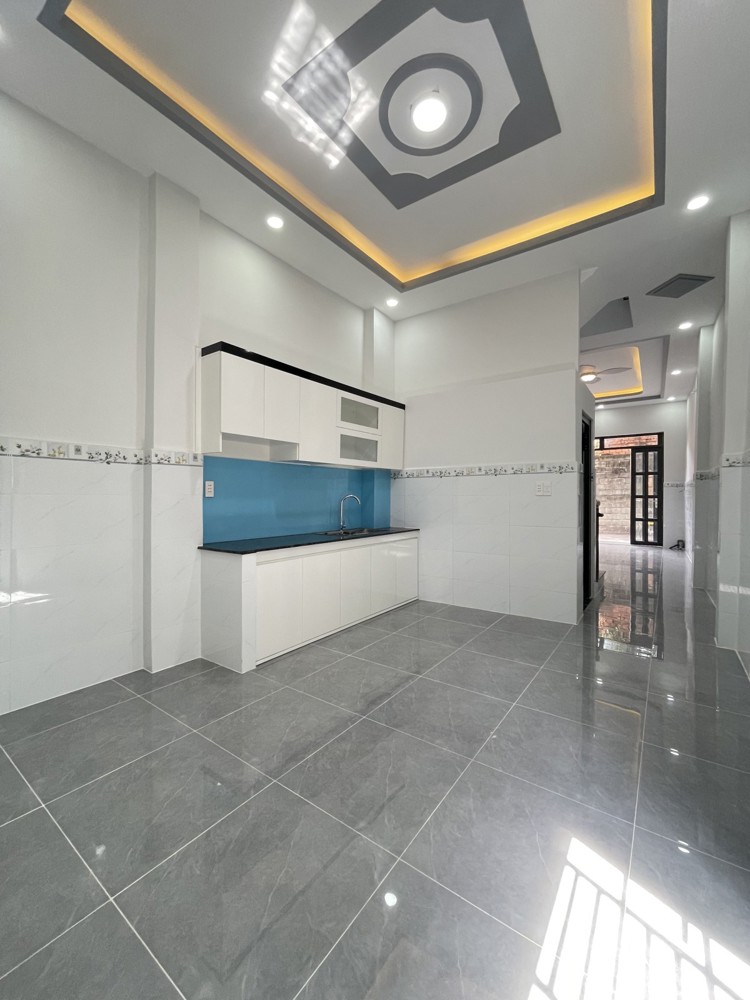 🏡 LÔ GÓC – 2 LẦU – HẺM 4M THÔNG – CÁCH MẶT TIỀN ÂU CƠ 30M