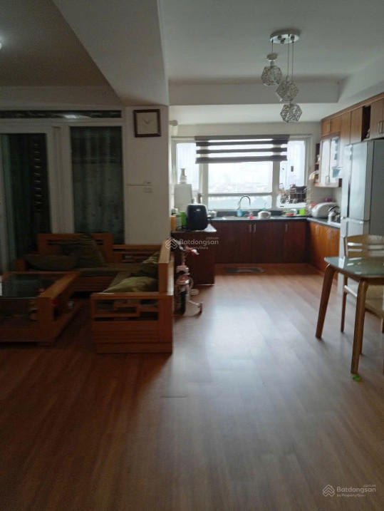 Hiếm! Trung Yên 1 căn 3PN, 2WC 111m2 NT cơ bản, BC Đông Nam, giá 9.5 tỷ. Chuẩn giá có TL