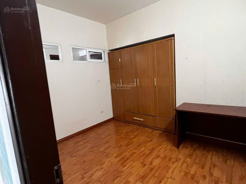 Hiếm! Trung Yên 1 căn 3PN, 2WC 111m2 NT cơ bản, BC Đông Nam, giá 9.5 tỷ. Chuẩn giá có TL