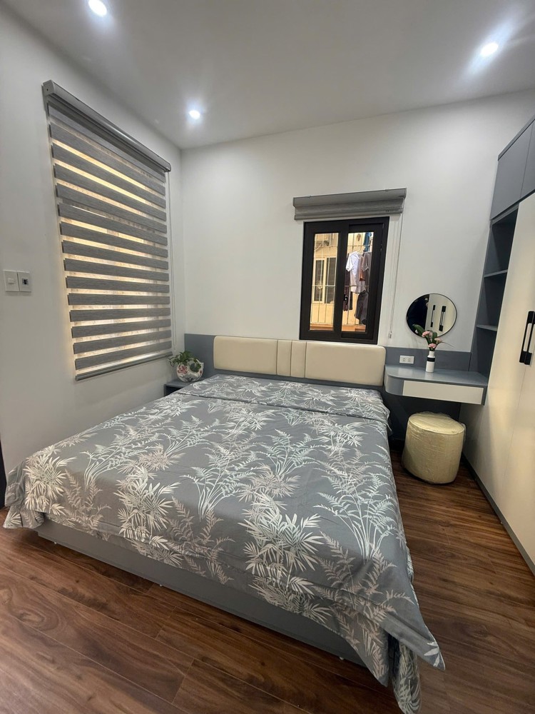 Bán nhà ngõ thông tại cầu Lủ, DT 34m2, 4 tầng giá 8,2 tỷ