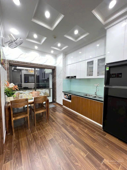 Cần bán 3 NGủ CT3 Vimeco Nguyễn Chánh full NT 100m2, BC đông nam giá 9.4 tỷ