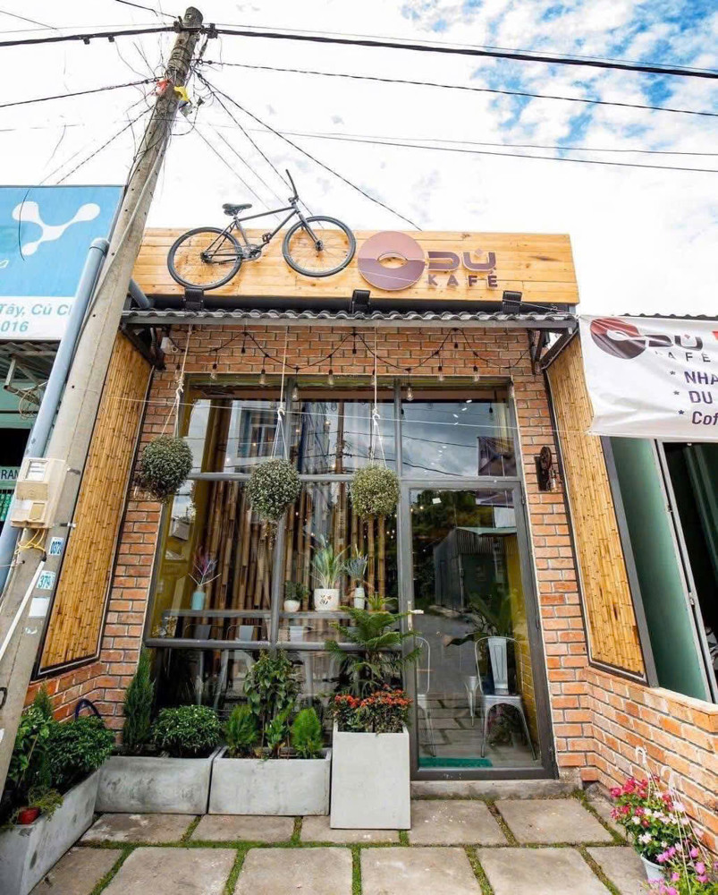 Củ Chi ! NHANH CÒN ! QUÁN CAFE MT ĐẸP LẮM ! QUÁN DTSD 4m x 35m , MB THUÊ : 3 tr / tháng, Tel :