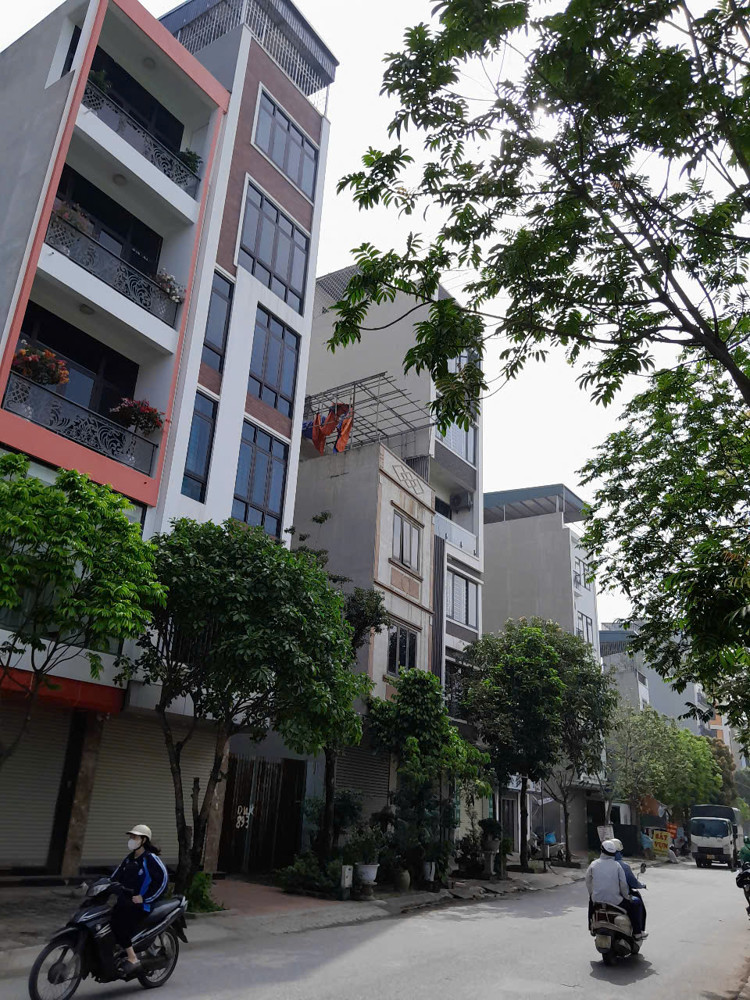 Văn phú Hà Đồng 5 tầng thang máy12 tỷ cần bán gấp