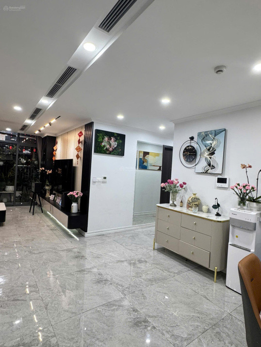 (chuẩn) căn 3PN2WC 135.6m² New Skyline nội thất full BC Đông nam 11.8 tỷ có Thương lượng