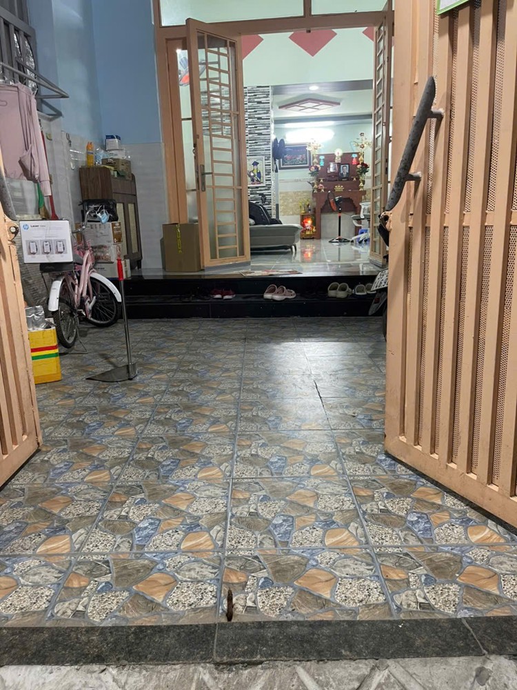 NHÀ ĐẸP – GIÁ TỐT  – CHÍNH CHỦ CẦN BÁN TẠI Hẻm 96, Xã Phú Xuân, Huyện Nhà Bè, Tp Hồ Chí Minh