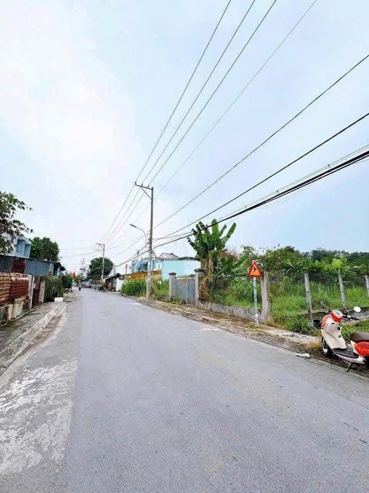 BÁN ĐẤT (8.68x25.5) 2MT PHÙNG THỊ CHUYỆN, THỚI TAM THÔN, HÓC MÔN – 7 TỶ