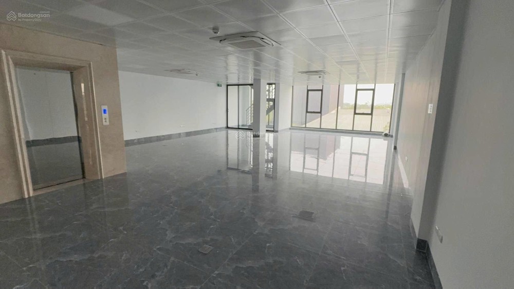 Chính chủ cho thuê tòa nhà làm căn phòng 4 tầng-15tr/sàn/130m2-Tứ Hiệp, Thanh Trì, Hn