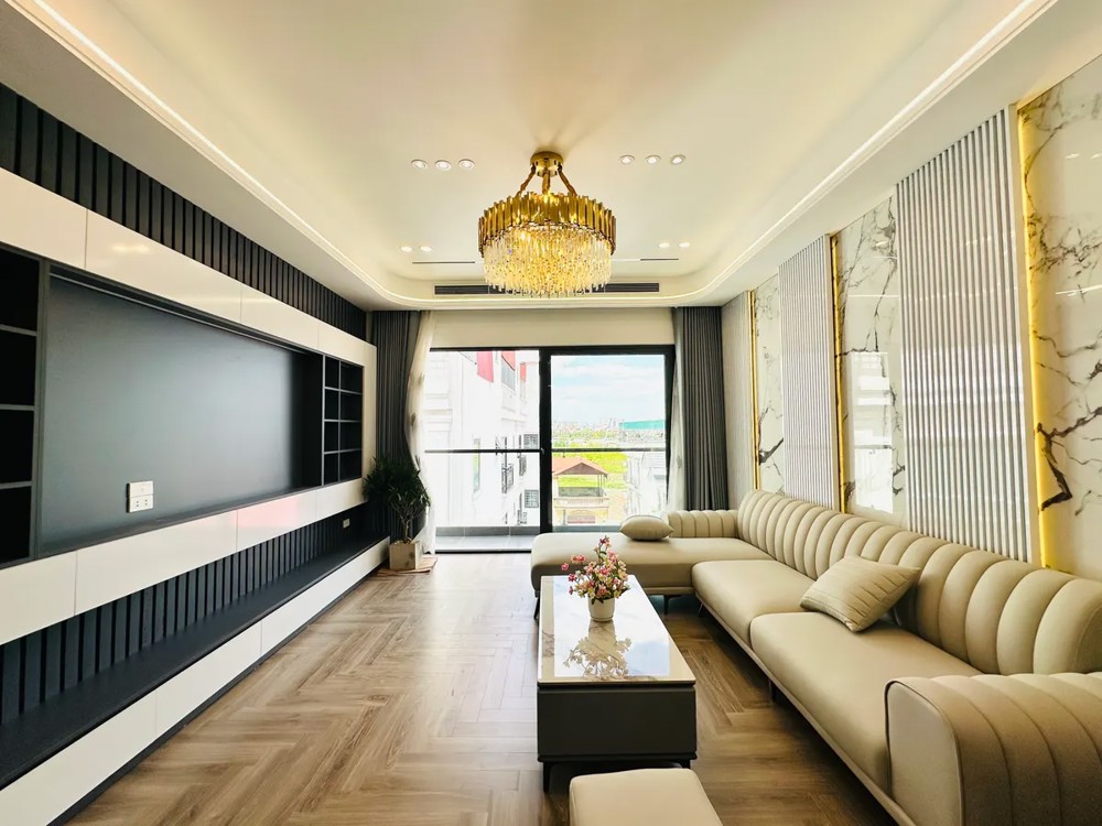 NHÀ MẶT PHỐ Ô TÔ ĐỖ CỔNG- VÀO NHÀ Nguyễn Văn Linh 63m2 X 6 Tầng  12.2 tỷ Long Biên Hà Nội 