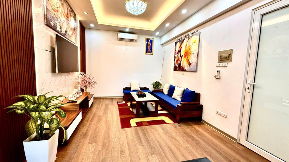 Cần bán căn 2N2W - 58.5m2 - tòa 30T Nam Trung Yên fulll đồ - có sổ. Giá 5.7 tỷ