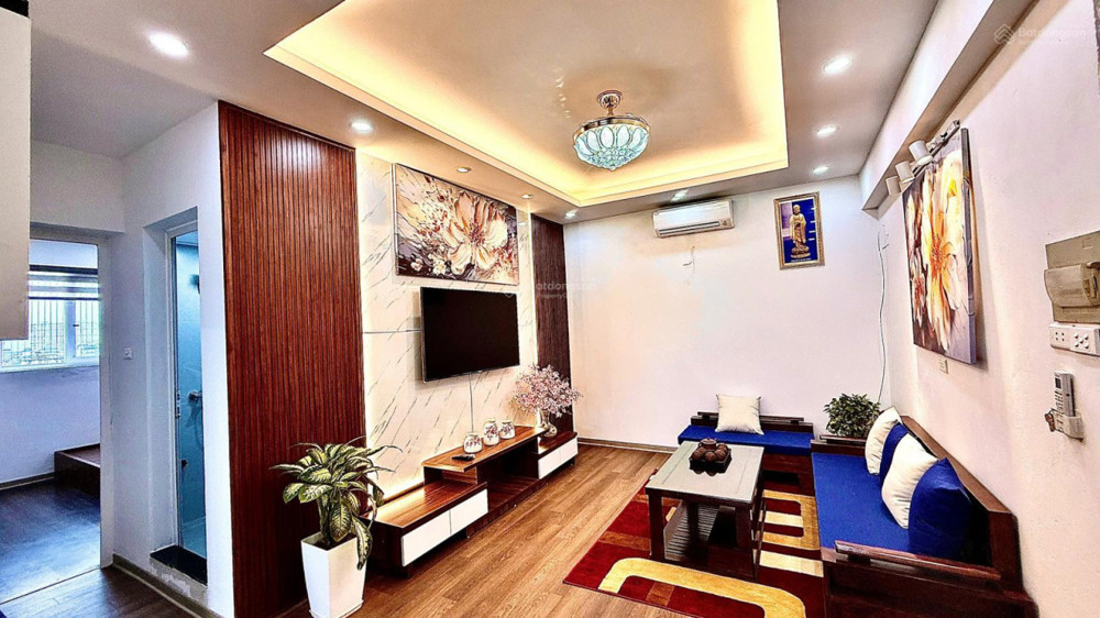 Cần bán căn 2N2W - 58.5m2 - tòa 30T Nam Trung Yên fulll đồ - có sổ. Giá 5.7 tỷ