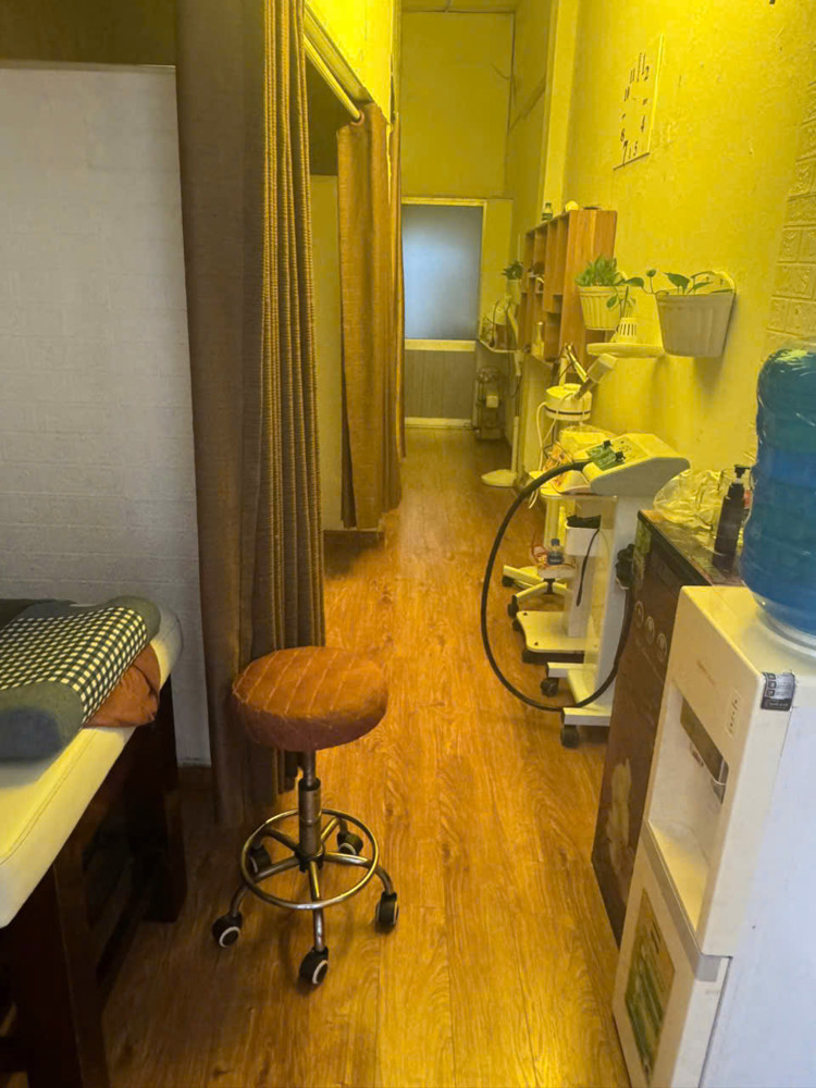 MÌNH CẦN SANG NHƯỢNG TIỆM MASSAGE KHỎE + GỘI ĐẦU - TRUNG MỸ TÂY, Q12