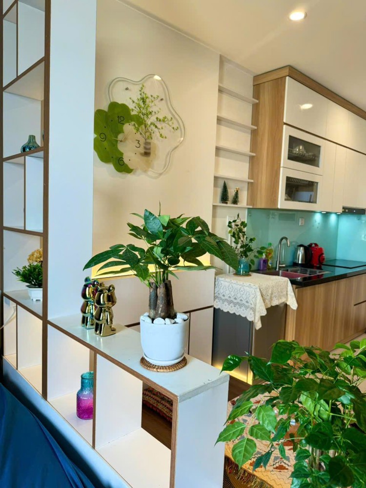 Bán nhanh căn Studio đầy đủ nội thất tầng trung view thích hợp đầu tư, giá chỉ 2.35 tỷ tại OCP