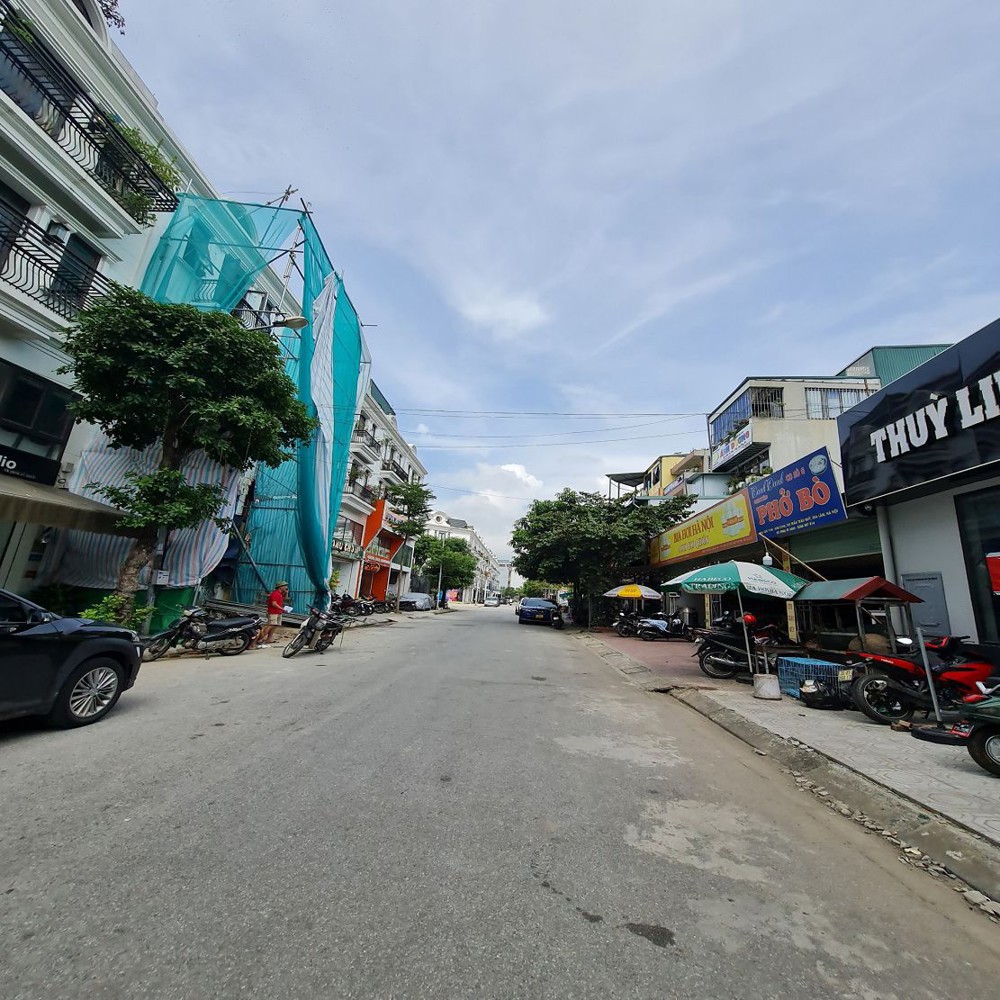 Trục chính kinh doanh sầm uất tại Trâu Quỳ, Gia Lâm. 66m2 chỉ 9 tỷ x. Lh 0989894845