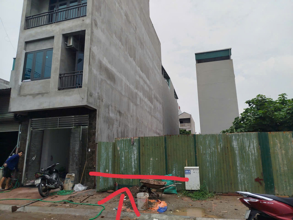 Chính chủ bán 69.3 m2 đất Trâu quỳ, Giá chỉ 103 tr/m2, LH 0985865658