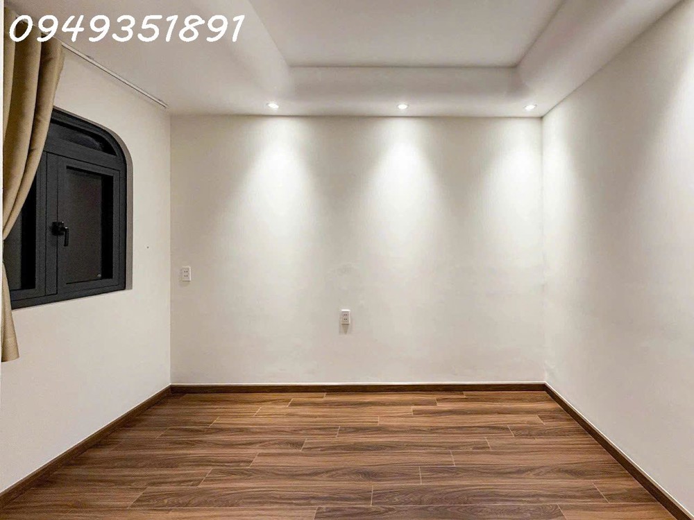 🏡 KHU VIP PHAN XÍCH LONG – NHÀ ĐẸP GIA CHỦ LÀ KIẾN TRÚC SƯ
✨ 46M² x 4 TẦNG – PHÒNG TRÀ TATAMI –