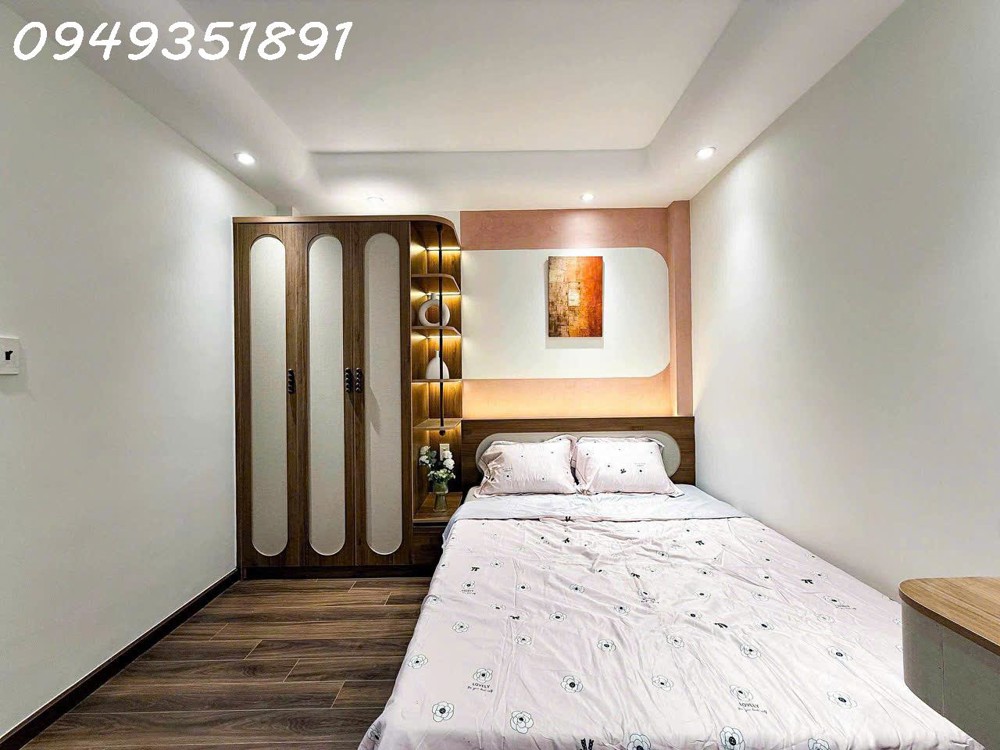 🏡 KHU VIP PHAN XÍCH LONG – NHÀ ĐẸP GIA CHỦ LÀ KIẾN TRÚC SƯ
✨ 46M² x 4 TẦNG – PHÒNG TRÀ TATAMI –