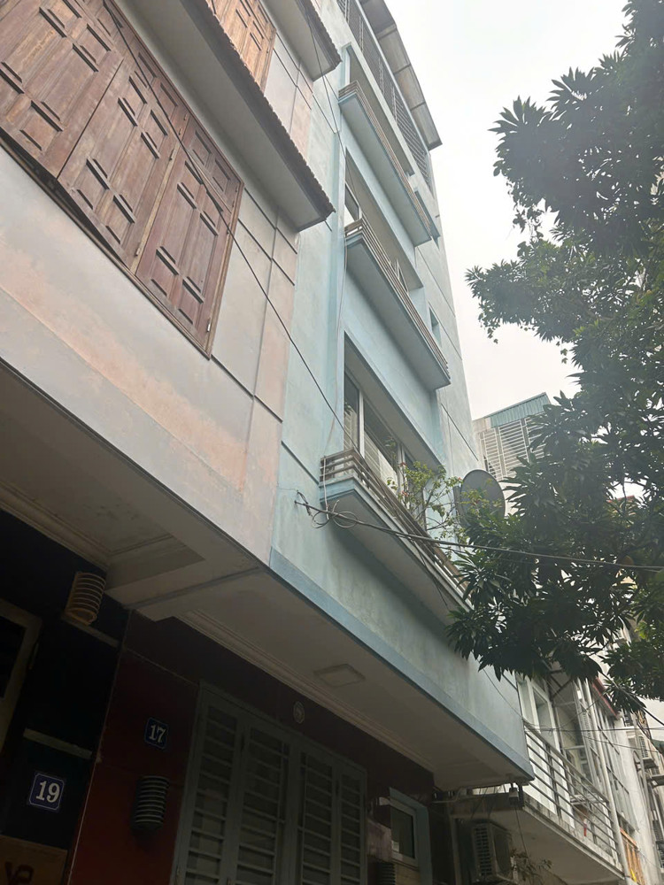 Bán nhà 5 tầng Nguyễn Phong Sắc- Cầu Giấy Ô TÔ đỗ cổng dân xây, nội thất đẹp ở luôn