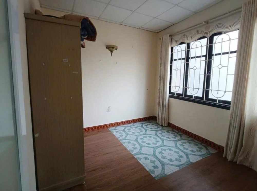 BÁN ĐẤT TẶNG NHÀ PHỐ HOA BẰNG, NGÕ THÔNG, TIỆN ÍCH NGẬP TRÀN - 68M2, 13.5 TỶ