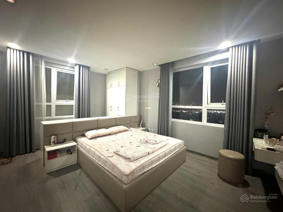 Hiếm! Bán Căn 3PN - 126m Riverside Garden, slot oto giá 12.6 tỷ (chuẩn giá) có TL
