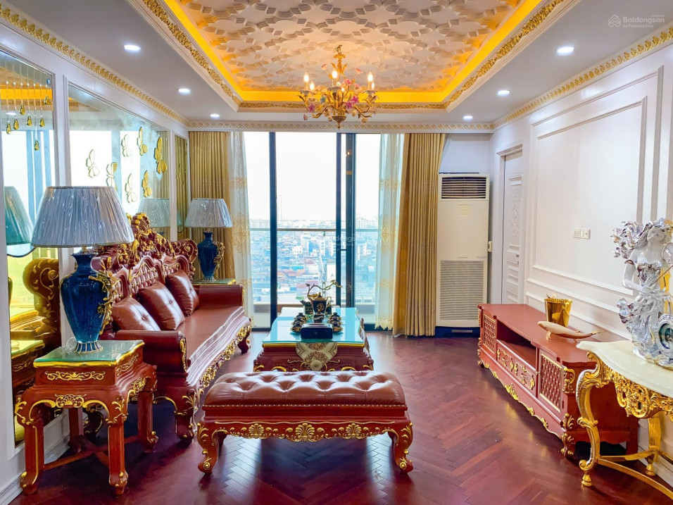 Hiếm! Bán căn 4 ngủ - 110 Cầu Giấy 180m², BC Đông Bắc, full NT giá 18 tỷ