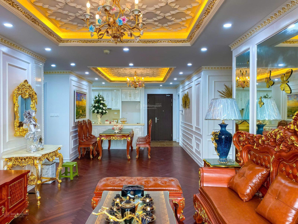Hiếm! Bán căn 4 ngủ - 110 Cầu Giấy 180m², BC Đông Bắc, full NT giá 18 tỷ