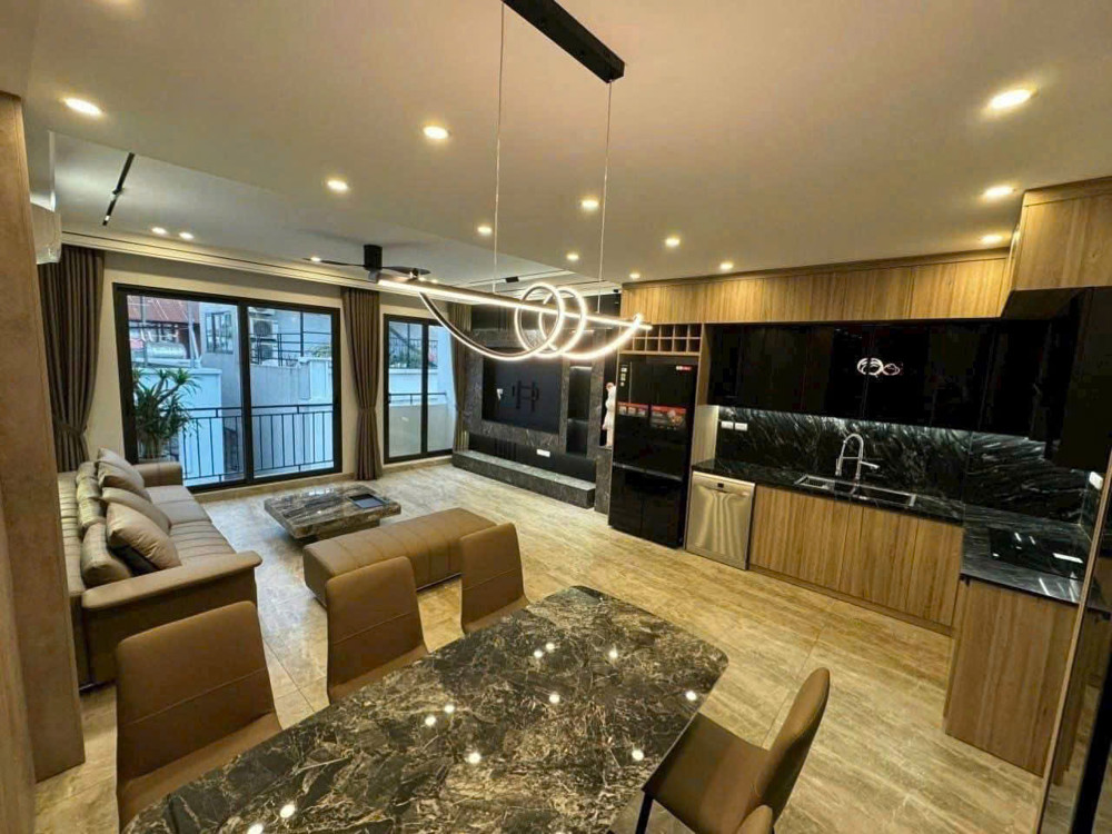 BÁN NHÀ ĐẸP THẠCH BÀN LONG BIÊN, MỚI TINH-THANG MÁY-OTO ĐỖ CỬA-50M NHỈNH 9 TỶ