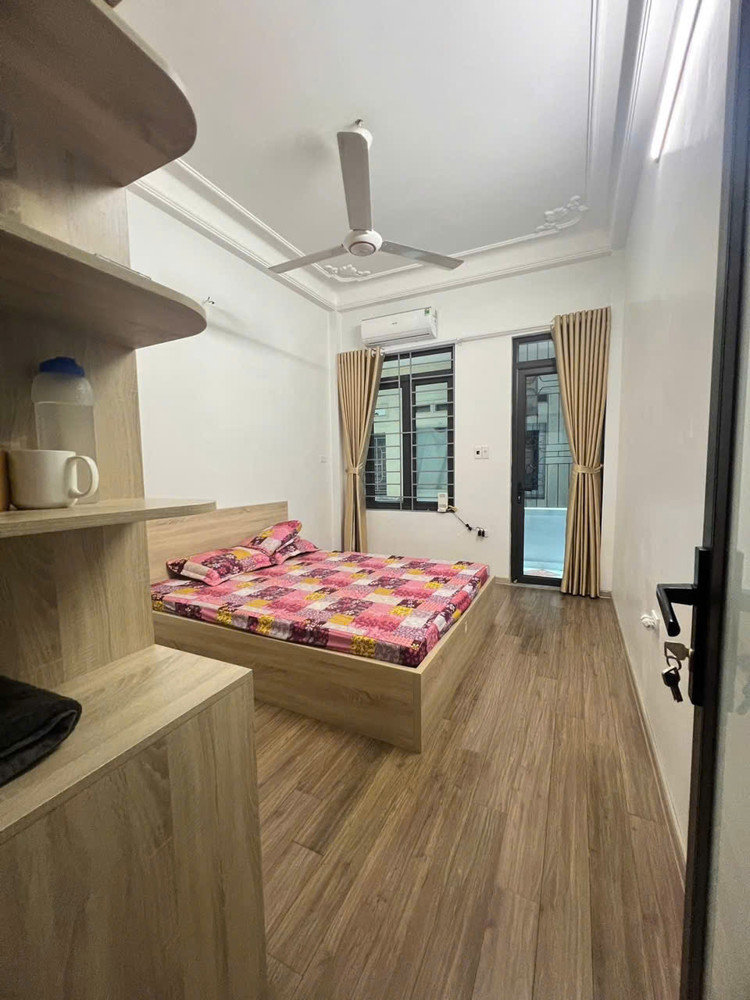 Bán nhà SĐCC Nguyễn Đức Cảnh 40m2 x 40m2, sổ vuông, Full đồ ở ngay