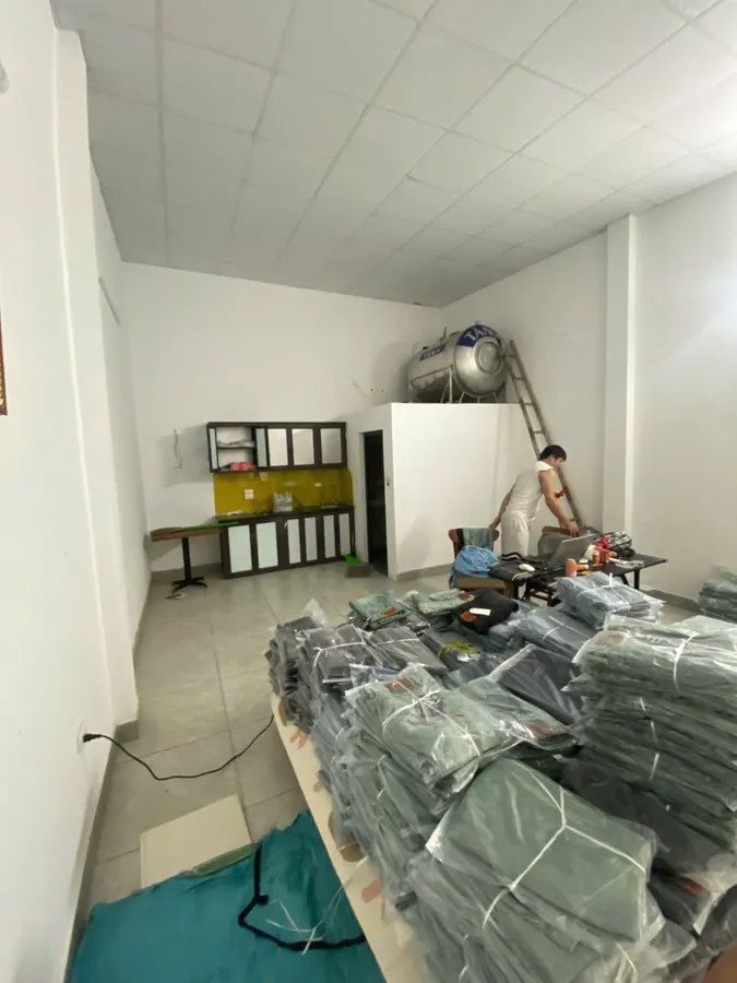 Cần bán nhà Cấp 4 Phố Định Công Thượng, 36m2 x  mặt tiền 5m, giá 1.8 tỷ