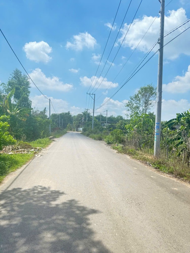 CHÍNH CHỦ CẦN BÁN LÔ ĐẤT VỊ TRÍ ĐẸP TẠi Tân Trà, Tân Xuân, Đồng Xoài, Bình Phước - GIÁ SIÊU TỐT