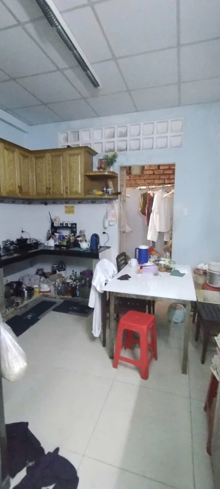 Nhà hẻm 8m sát mặt tiền Âu Dương Lân P. Chánh Hưng P3Q8
