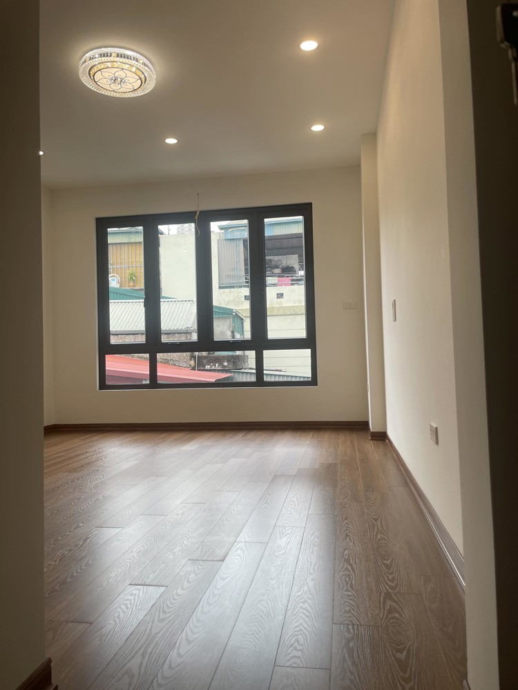 BÁN NHÀ ĐẸP MỚI KOONG - LẠC LONG QUÂN - TÂY HỒ, DT 72m2, MT4.8m, 5 tầng (Chỉ 11.5 tỷ)