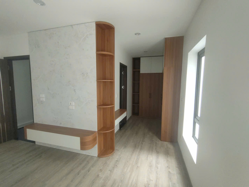 BÁN NHÀ ĐẸP MỚI KOONG - LẠC LONG QUÂN - TÂY HỒ, DT 72m2, MT4.8m, 5 tầng (Chỉ 11.5 tỷ)