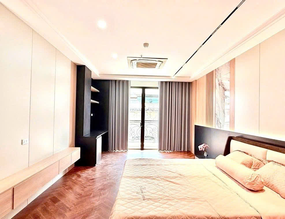BÁN NHÀ ĐẸP NGUYỄN VĂN LINH LONG BIÊN, THANG MÁY-MỚI TINH- OTO TRÁNH-55M NHỈNH 9 TỶ(TL) BÁN NHÀ ĐẸP NGUYỄN VĂN LINH LONG BIÊN, THANG MÁY-MỚI TINH- OTO TRÁNH-55M NHỈNH 9 TỶ(TL)