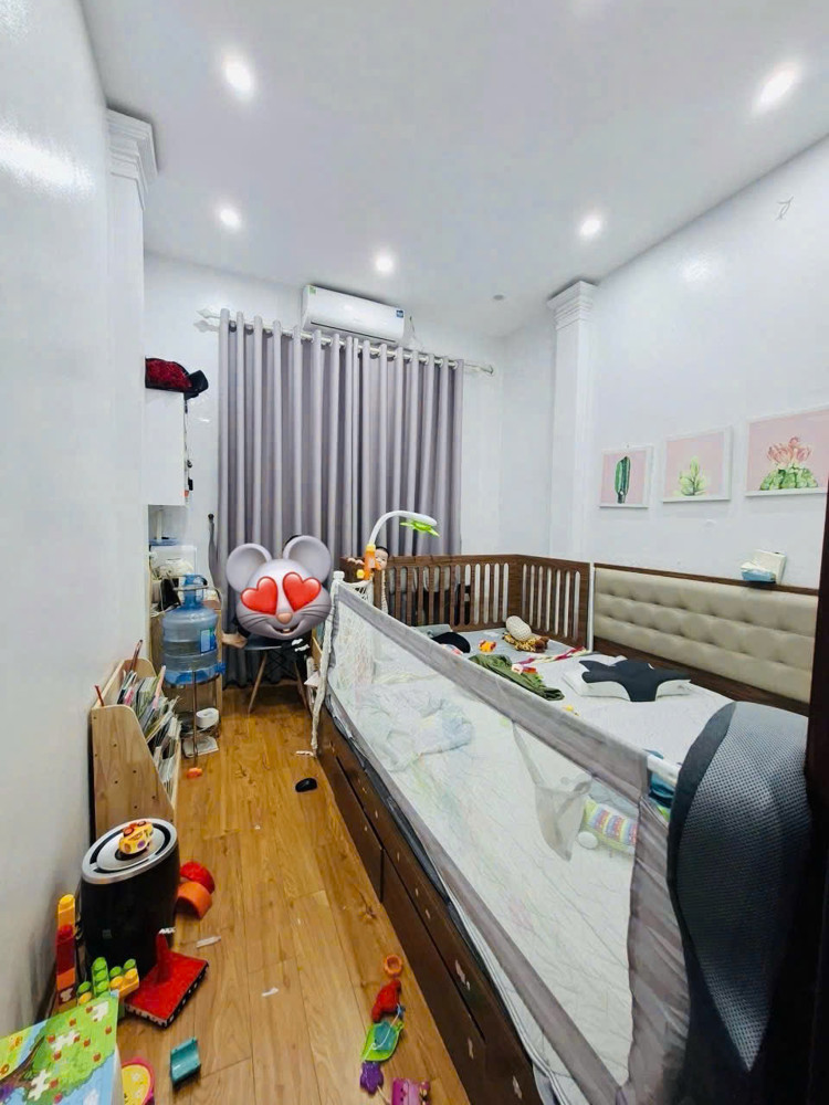 NHÀ DÂN XÂY NGUYÊN BẢN CHƯA BÁN BAO GIỜ - NGÕ THÔNG - KINH DOANH - Ô CHỜ THANG MÁY - ĐẦU TƯ NGON 