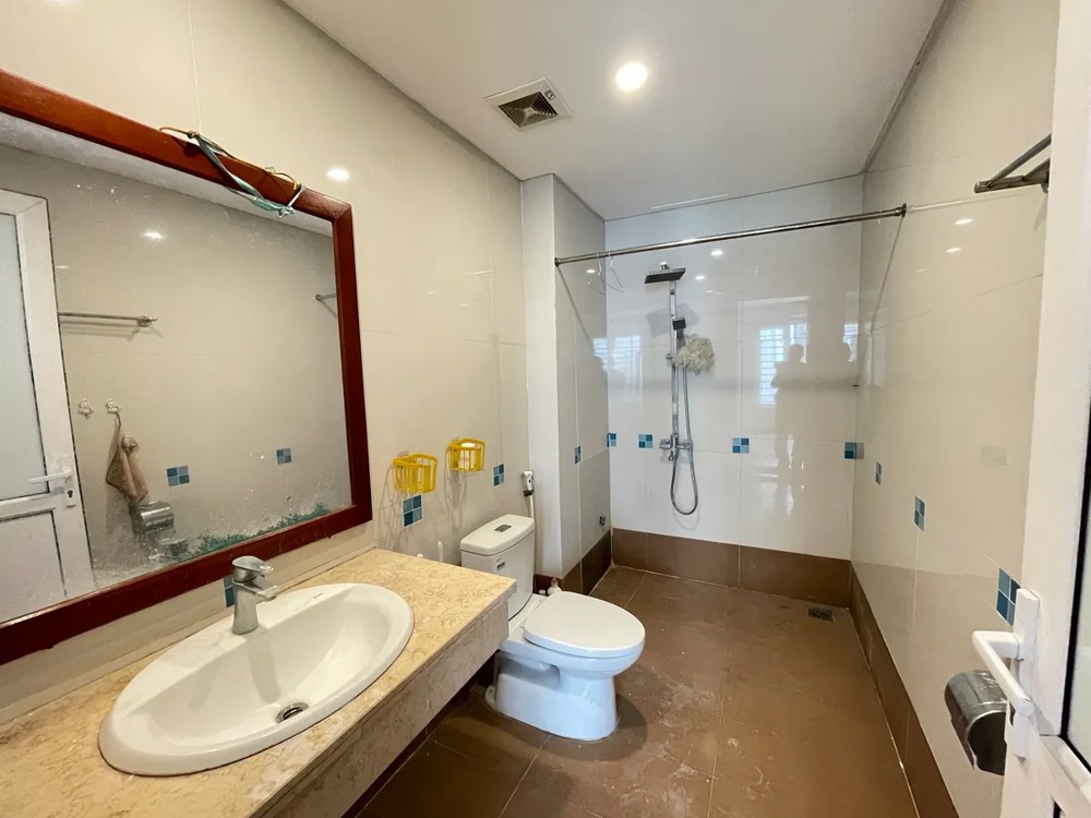 NHÀ MỚI Ở LUÔN Nguyễn Văn Linh 31m2 X 4 Tầng  5.86 tỷ Long Biên - Hà Nội