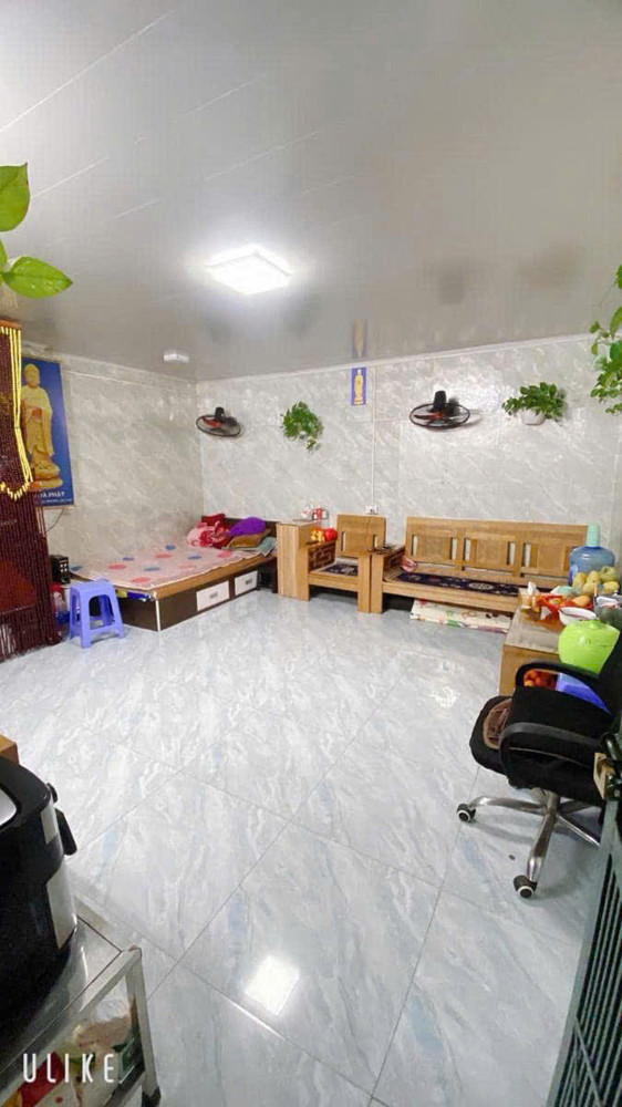 CC bán nhà bên chẵn phố Bạch Đằng, 45m2x 3 tầng, 4 ngủ, 25m ra mặt phố,