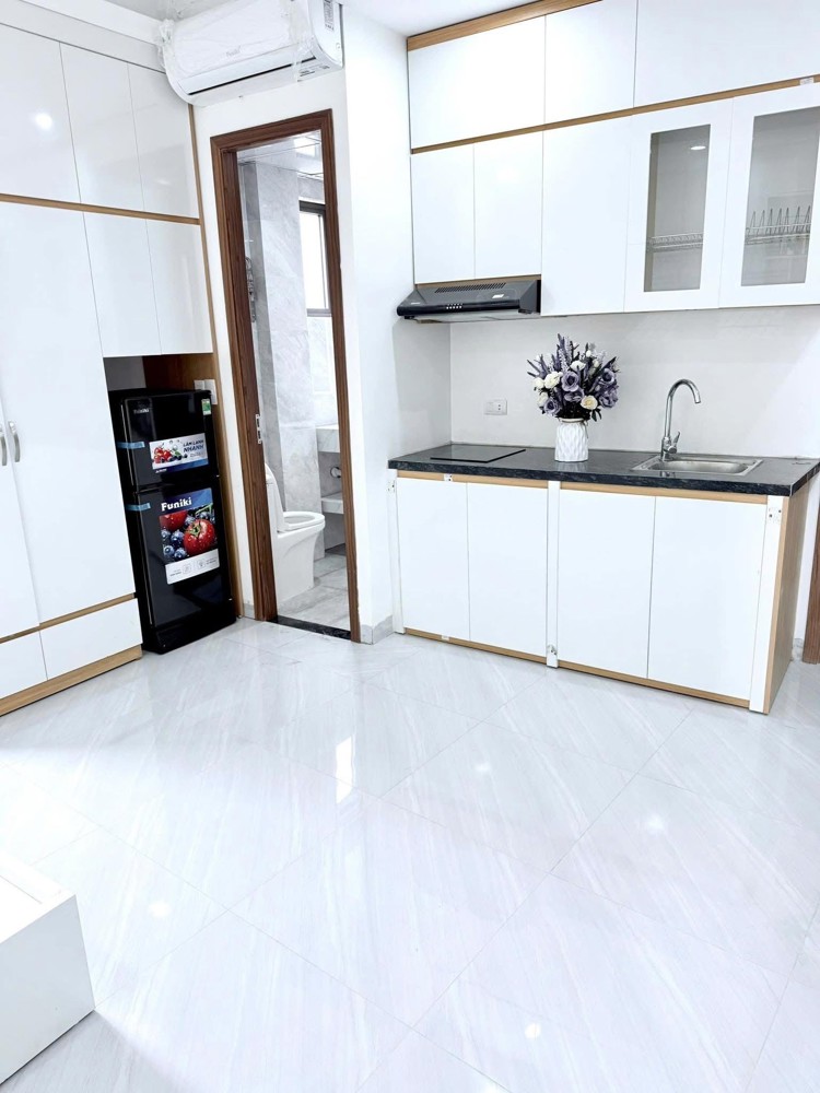 Cho con ra ở riêng - Cần bán gấp tòa CCMN ngõ 254 Minh Khai