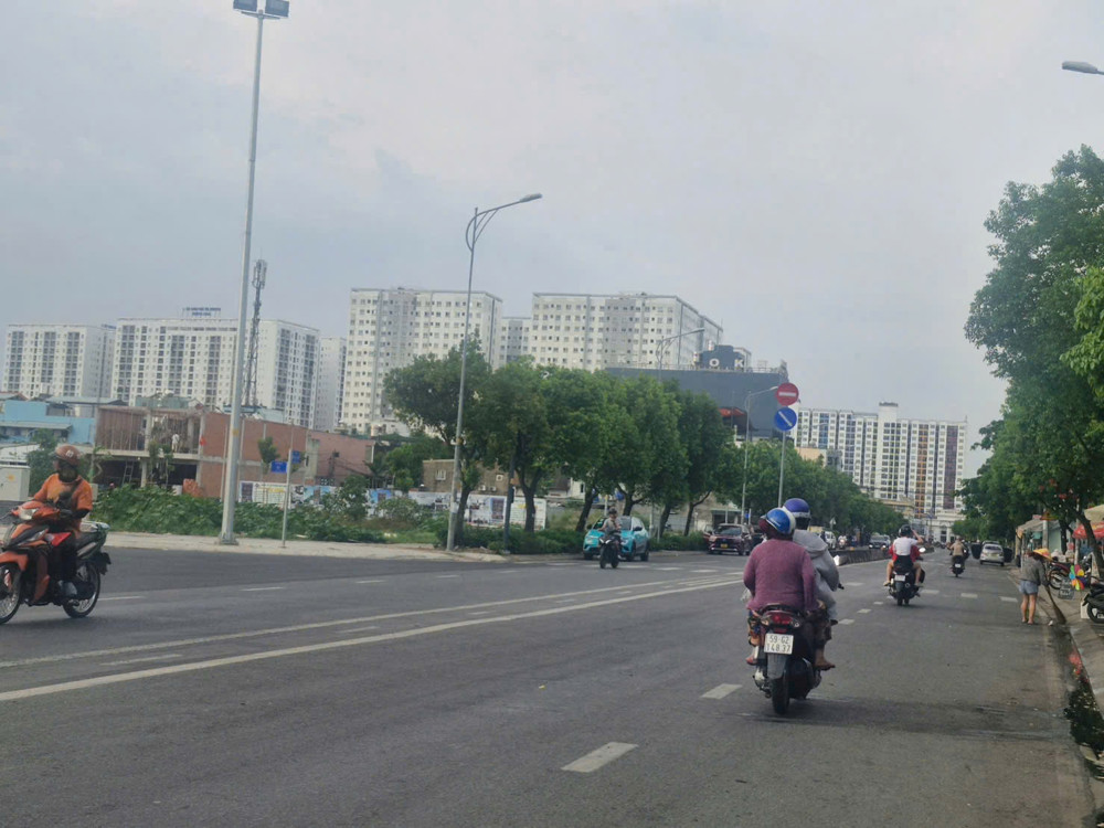 HÀNG HIẾM QUẬN 12 – ĐẤT (17X40) 2 MẶT TIỀN DƯƠNG THỊ GIANG, Q12