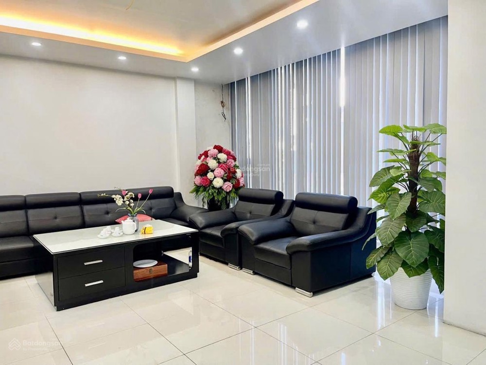 Bán nhà Định Công- Gần KĐT, trường, chợ, ô tô- Dân xây- 35m, 6 tầng. Giá 10.5 tỷ