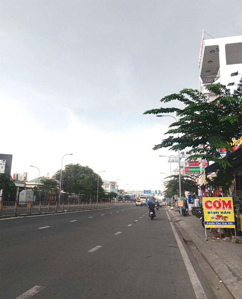 BÁN NHÀ - BÌNH TÂN - 3 TẦNG - 4 X 12M - HẺM XE HƠI - NHỈNH 4 TỶ