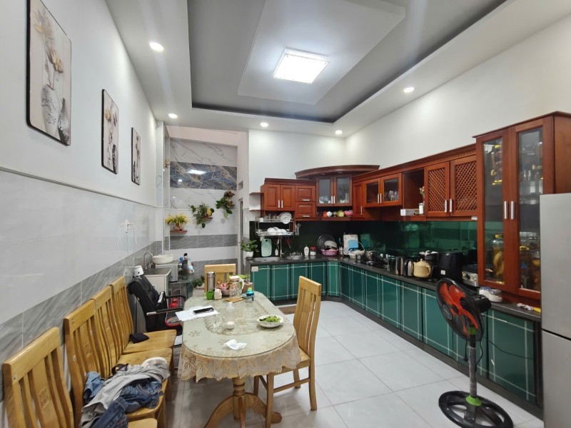Bán nhà riêng 3 tầng, 89m2, 4PN, đường 102, Tăng Nhơn Phú A, Q.9. TP HCM Sổ hồng, 7.95 tỷ Bán nhà riêng 3 tầng, 89m2, 4PN, đường 102, Tăng Nhơn Phú A, Q.9. TP HCM Sổ hồng, 7.95 tỷ