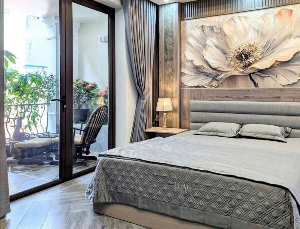 BÁN NHÀ NGUYỄN VĂN CỪ LONG BIÊN, DÂN XÂY, OTO,NGÕ THÔNG,42M NHỈNH 8 TỶ
