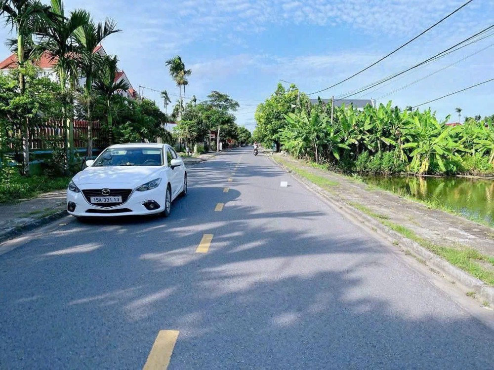 8xx Triệu - Lô 82,7m² đường nhựa 4m, giá hiếm tại Kính Trực Tân Phong Kiến Thụy  ZALO 0567 222 555 8xx Triệu - Lô 82,7m² đường nhựa 4m, giá hiếm tại Kính Trực Tân Phong Kiến Thụy  ZALO 0567 222 555