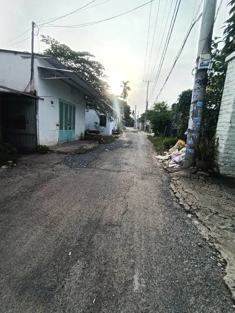 Bán nhà Hóc Môn, Huỳnh Thị Xe, 9 x57 giá rẻ 11 tỷ Bán nhà Hóc Môn, Huỳnh Thị Xe, 9 x57 giá rẻ 11 tỷ