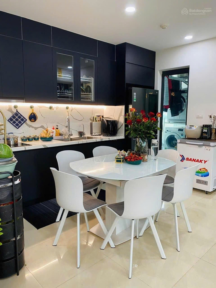 Nơi mỗi sáng mở cửa là gió mát và bình minh căn hộ 90m2 đáng sống nhất khu Tây Nơi mỗi sáng mở cửa là gió mát và bình minh căn hộ 90m2 đáng sống nhất khu Tây
