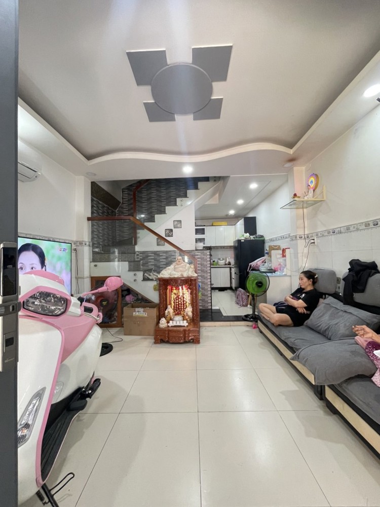 Nhỉnh 3 Tỷ – Gần Tên Lửa – 32M2 (4 x 8) – 2 Phòng Ngủ Mới Ở Ngay Nhỉnh 3 Tỷ – Gần Tên Lửa – 32M2 (4 x 8) – 2 Phòng Ngủ Mới Ở Ngay